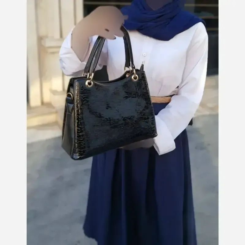 کیف دستی و دوشی زنانه جنس لیزارد رنگ مشکی